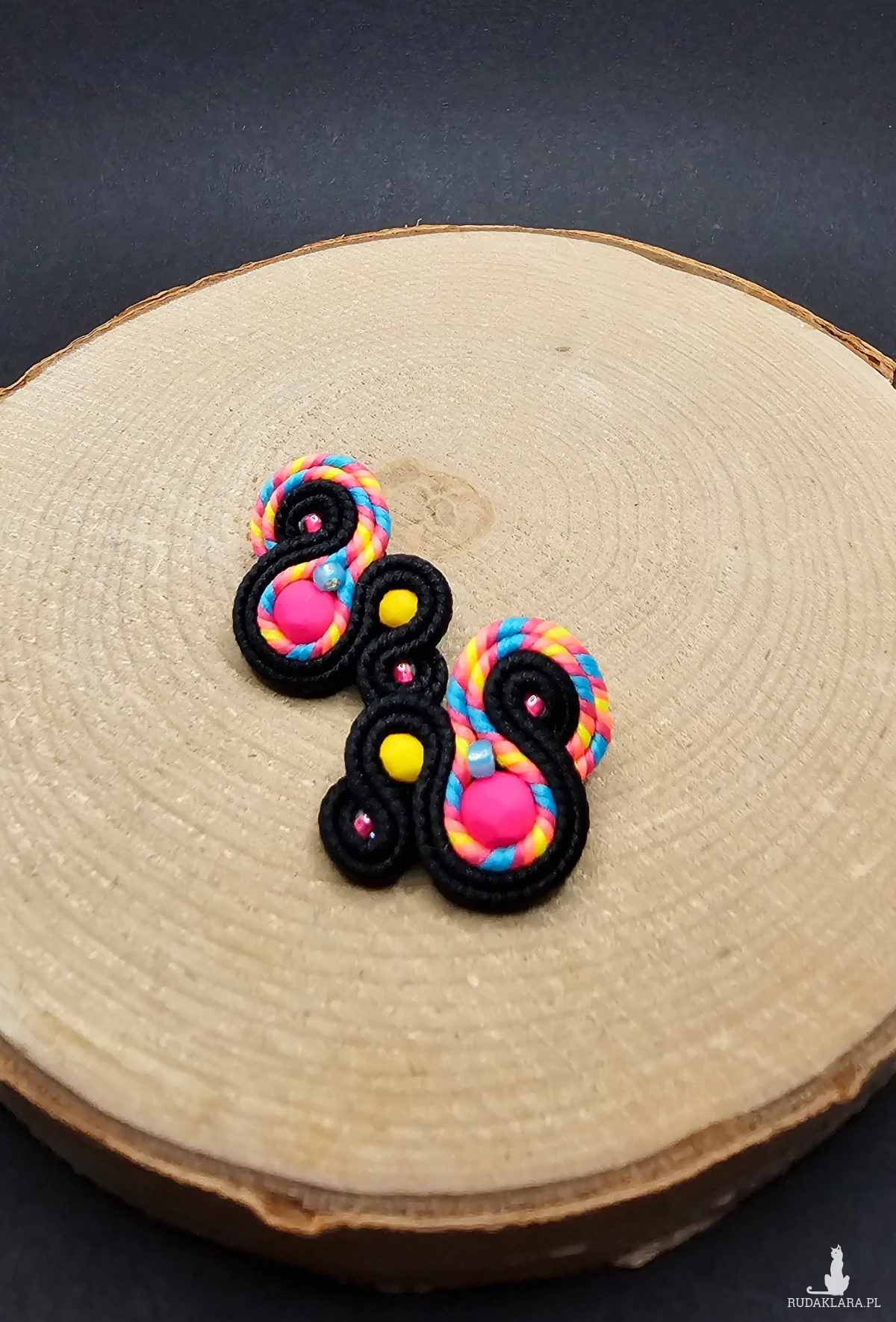 Kolczyki sutasz sztyfty 15